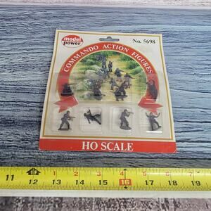 Model power H.O scale Commando Action Figures #5698 sealed